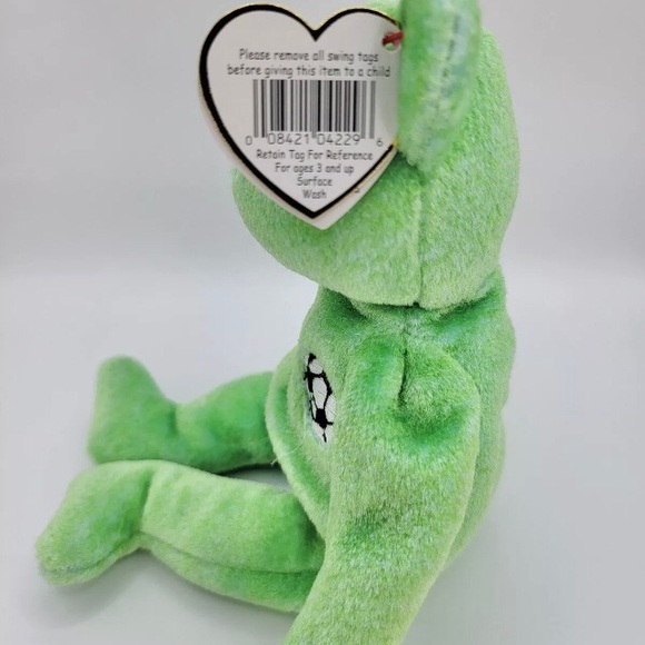 *KICKS Soccer Bear, TY Beanie Babies, Soccer ball emblem, tag errors, Vintage - Picture 6 of 8